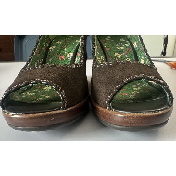 Vintage Rampage Brown Suede Peep Toe Wedge Shoes Size 9 Heels Sandals - Picture 2 of 13